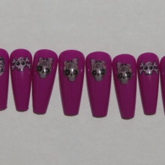 Pink with Skulls and bows- press on nail set - Picture 5 of 8